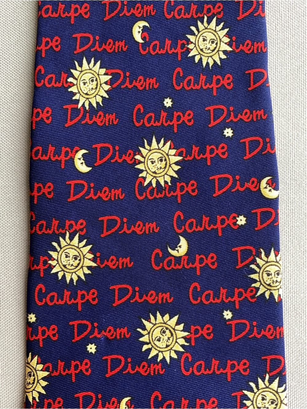 Vintage 1993 Alynn Neckwear Carpe Diem Seize The Day 100% Silk Tie Celestial